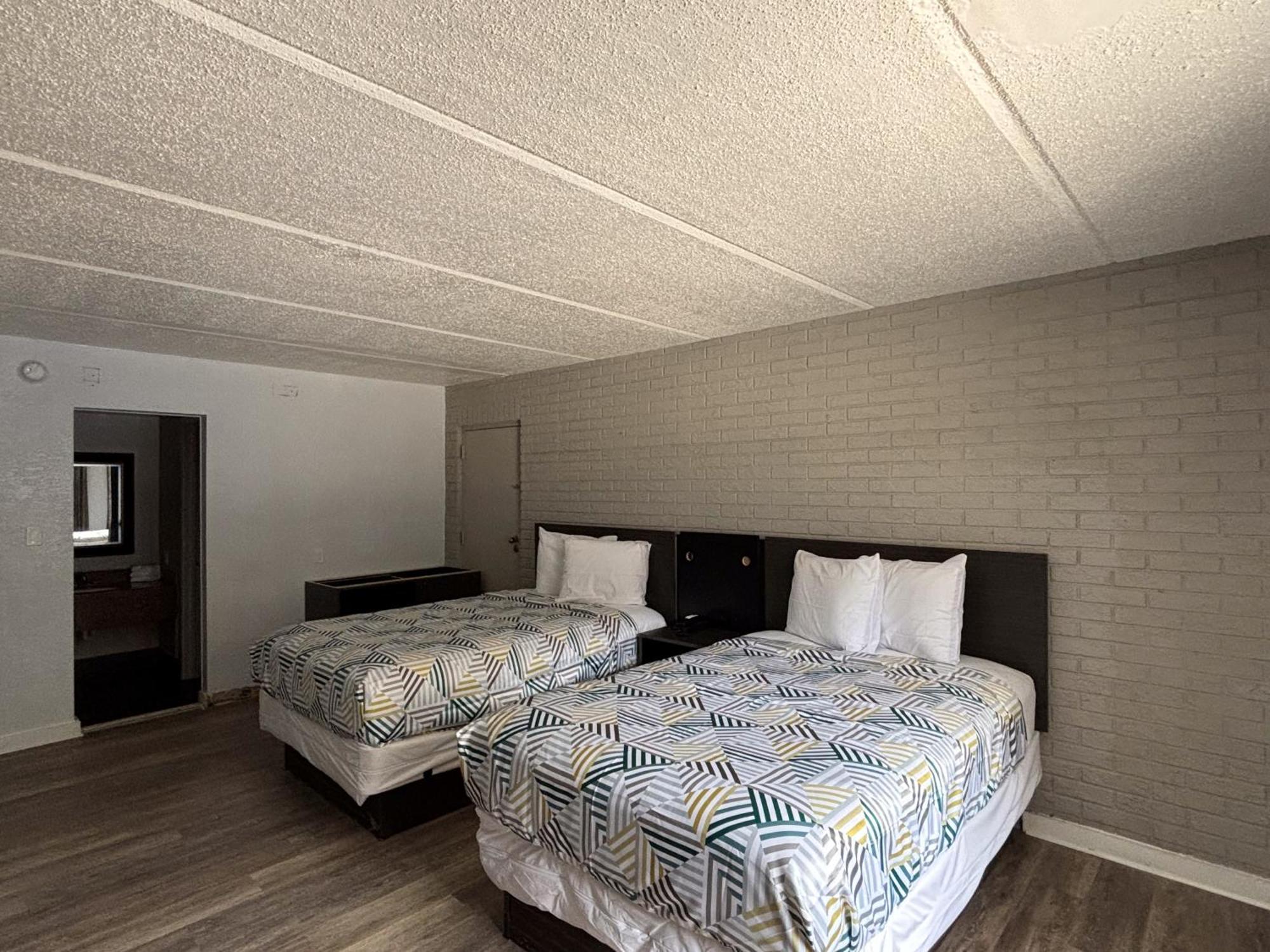 Motel 6 Tallahassee, Fl North Monroe Екстер'єр фото