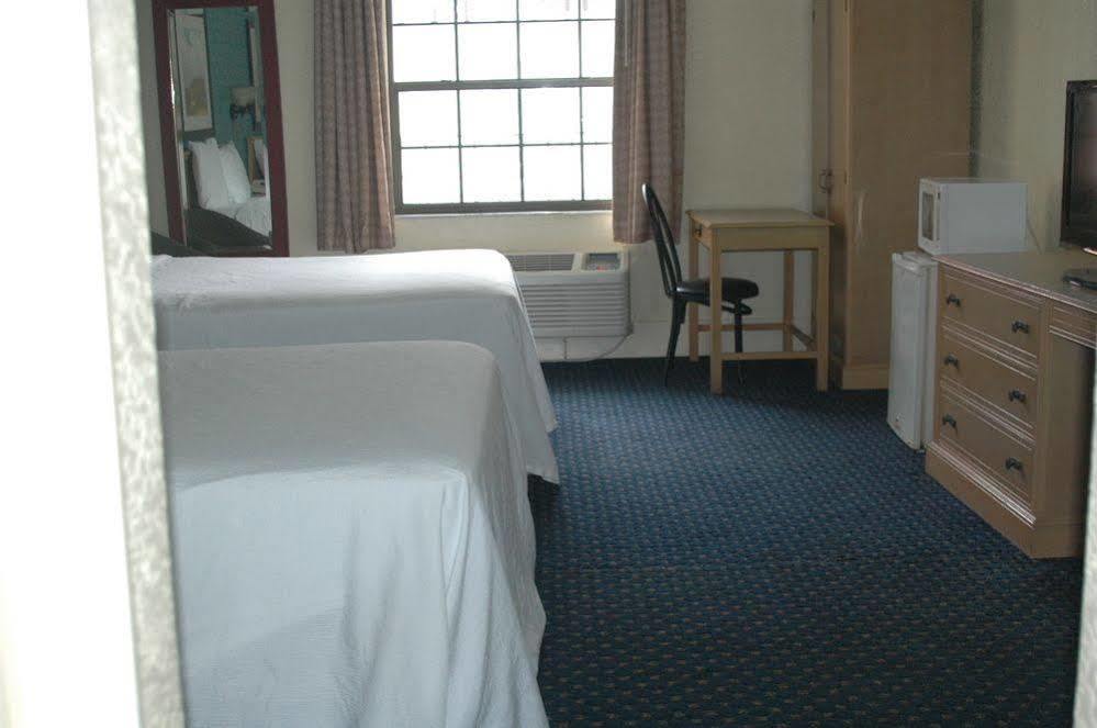 Motel 6 Tallahassee, Fl North Monroe Екстер'єр фото